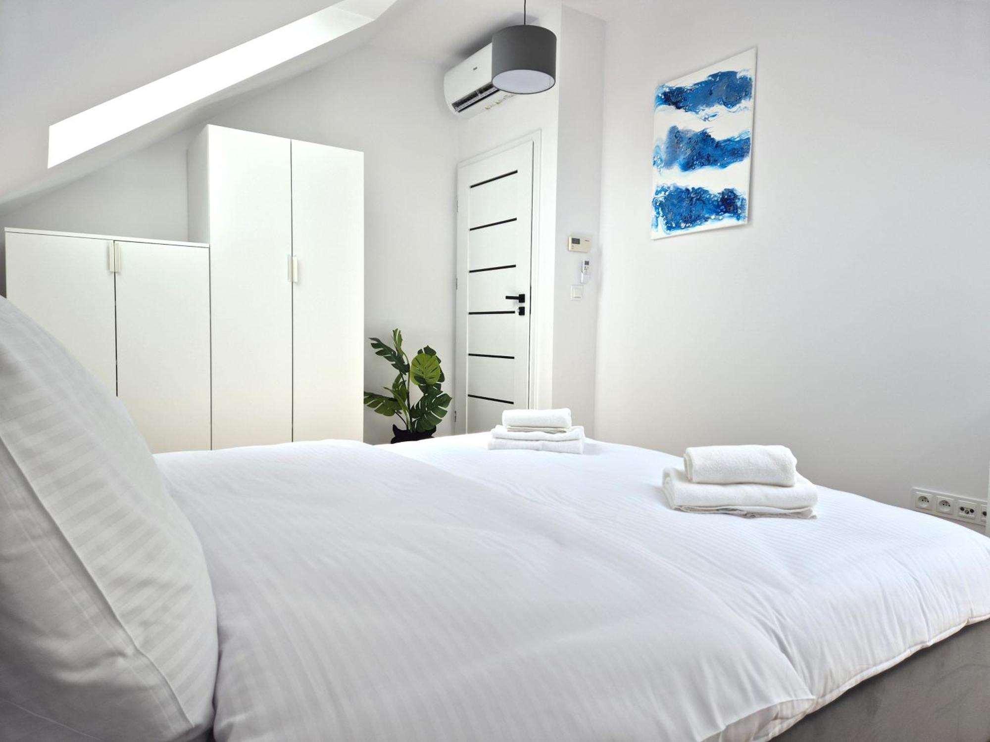 Willa Raclawicka Apartments Poznan Luaran gambar
